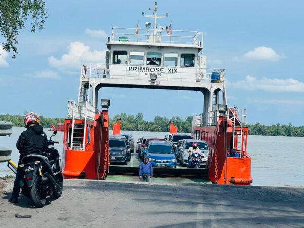 Pergerakan kenderaan dari Daro ke Sarikei, Sibu perlahan, jumlah kenderaan meningkat