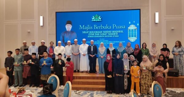 DBKU santuni 16 anak yatim, istimewa Pusat Kebajikan Jumaani