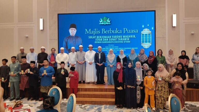 DBKU santuni 16 anak yatim, istimewa Pusat Kebajikan Jumaani