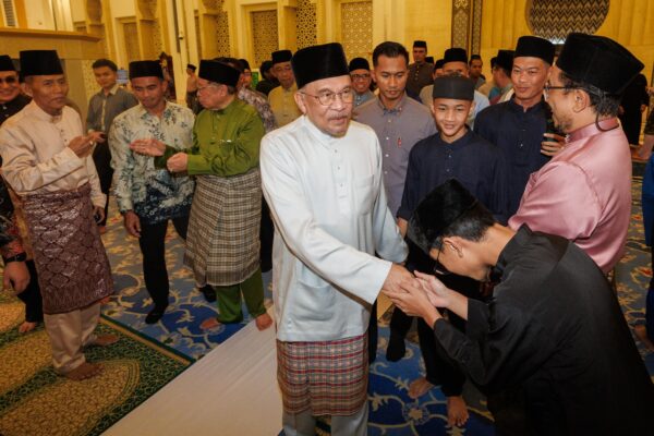 Majlis Berbuka Puasa MADANI simbol perpaduan masyarakat majmuk