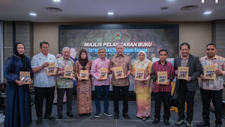 Kisah pengorbanan pejuang Sarawak dibukukan, sumber inspirasi generasi muda