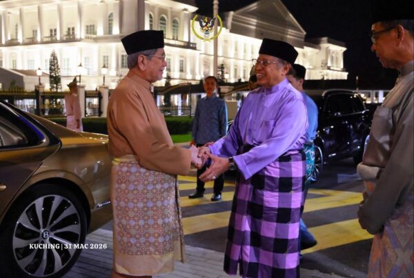 TYT, Toh Puan teruskan kunjungan Aidilfitri di kediaman Premier