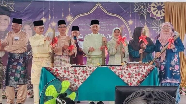 Kemudahan Pusat Penjaja Kabong dinaik taraf