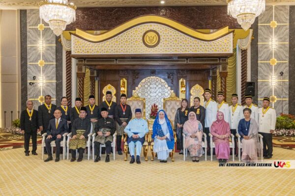 149 individu terima Darjah-Darjah Kebesaran Negeri Sarawak