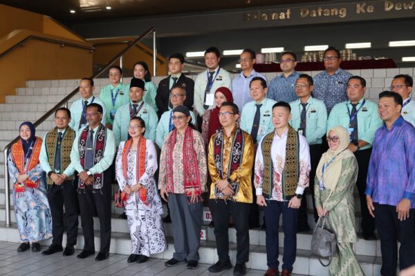 Pembantu perubatan pelopor perubahan – Hanifah
