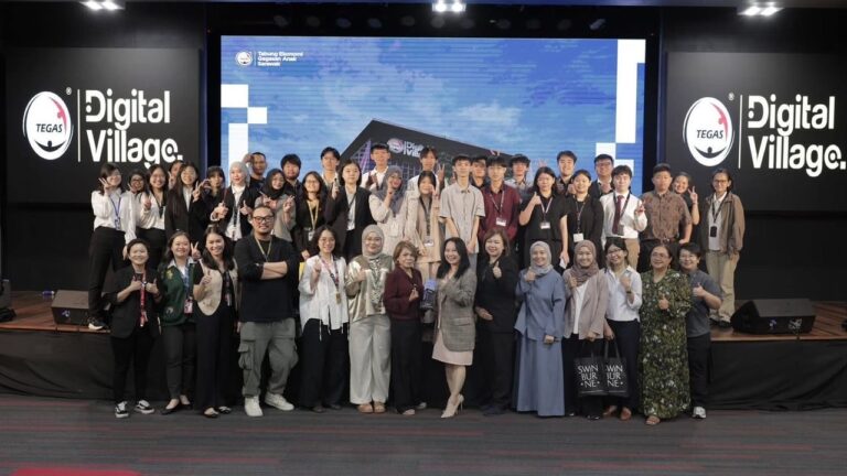 40 pelajar Swinburne lawat TEGAS Digital Village