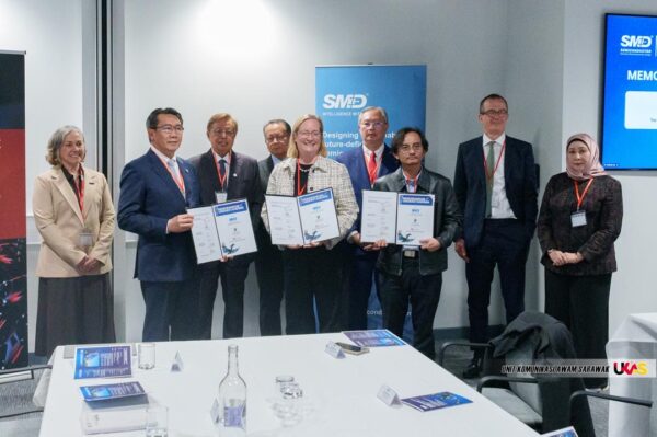 Sarawak terokai kerjasama strategik bersama UK reka bentuk, pembuatan satelit pertama