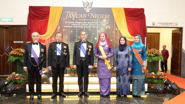 TYT, Premier Sarawak hadiri Majlis Jamuan Negeri sempena Mesyuarat DUN Sarawak ke-19