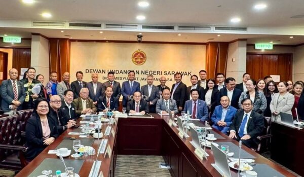 Niti Daun acara kemuncak Sambutan Gawai Dayak Peringkat Sarawak