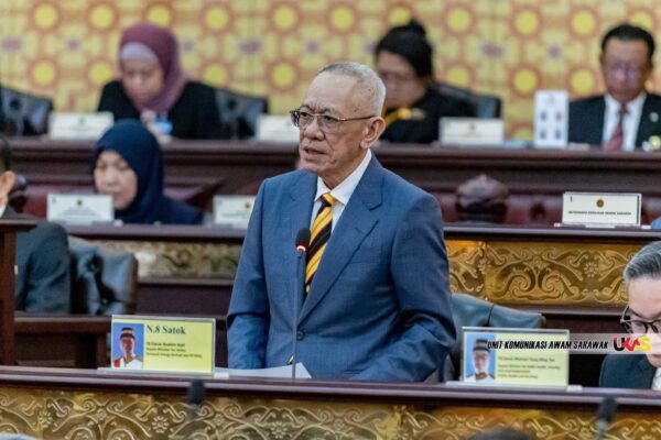 Grid elektrik ke rumah panjang sedang dikaji
