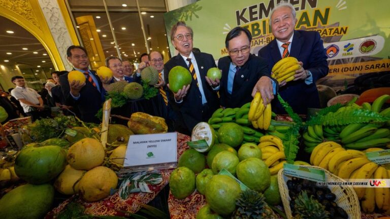 Kempen Lebihkan Makan Buah-Buahan Tempatan meriahkan penutupan Sidang DUN Sarawak