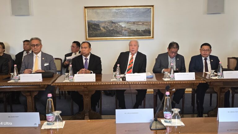 Sarawak, Budapest terokai kerjasama pembangunan bandar dan pertumbuhan industri