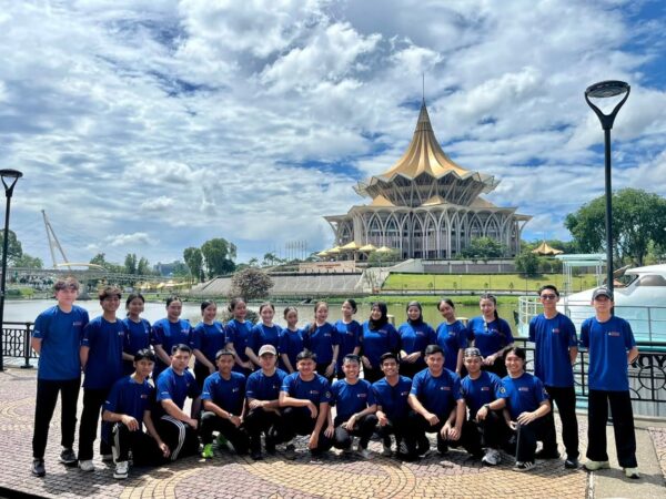 Warisan Melayu Saribas, Kalaka dipentaskan, jadi tarikan penonton di Tebingan Kuching