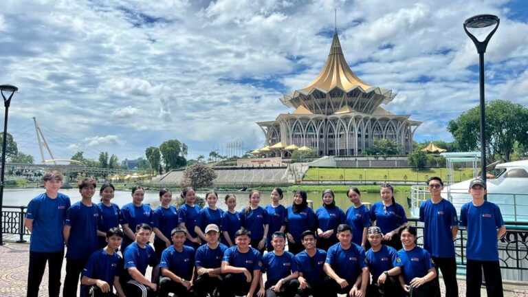 Warisan Melayu Saribas, Kalaka dipentaskan, jadi tarikan penonton di Tebingan Kuching