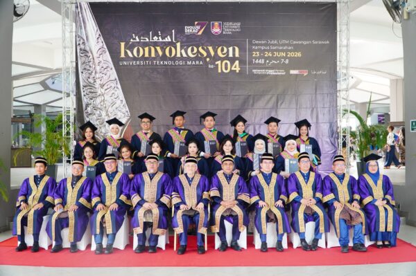 1,078 graduan UiTM Cawangan Sarawak terima ijazah, diploma