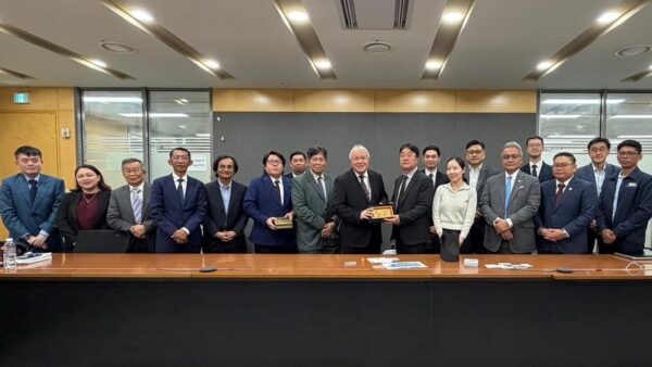 Sarawak perkukuhkan kerjasama industri semikonduktor Korea Selatan