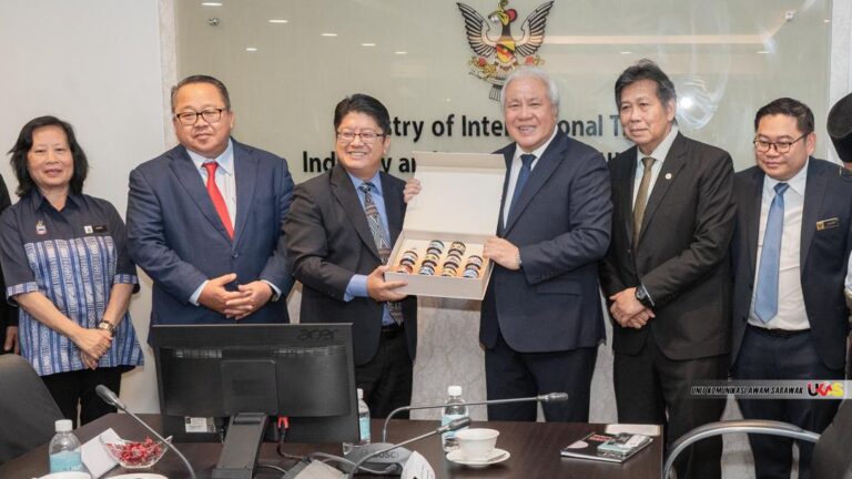 Sabah, Sarawak perkukuhkan kerjasama percepat pembangunan Wilayah Borneo