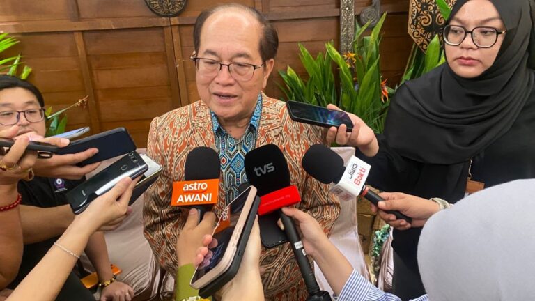 Dakwaan bersara dari politik, Uggah serahkan pada Premier