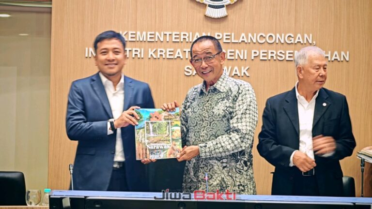 Sarawak terus komited perkukuh industri pelancongan