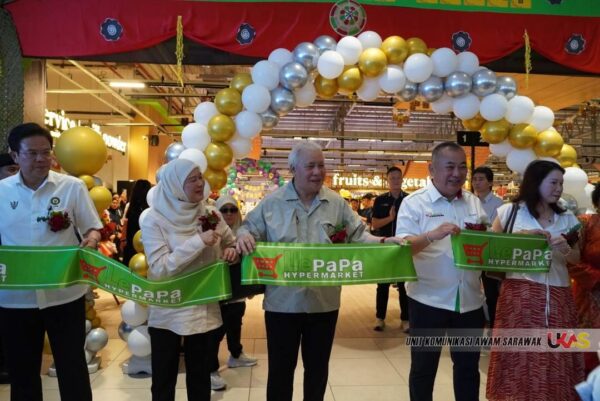Pasar raya LePapa, Hotel Roxy kembangkan perniagaan ke Lawas