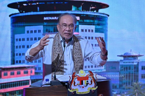Diesel bersubsidi RM2.10 seliter mulai Julai ini