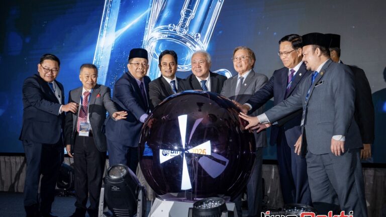 Sarawak tingkatkan penghasilan beras dari padi saka sihat