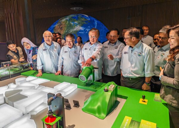 Sarawak bina saintis masa depan menerusi Pusat Sains Sarawak