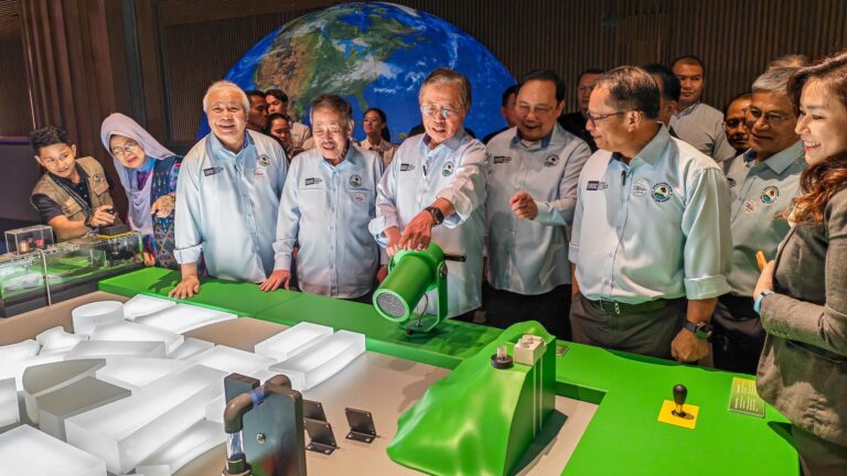 Sarawak bina saintis masa depan menerusi Pusat Sains Sarawak