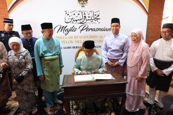Masjid Al-Sultan Abdullah Ri’ayatuddin Al-Mustafa Billah Shah pemangkin pembangunan Telok Melano
