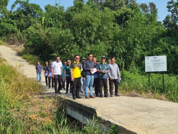 Jalan pertanian tiga rumah panjang Entebu dinaik taraf