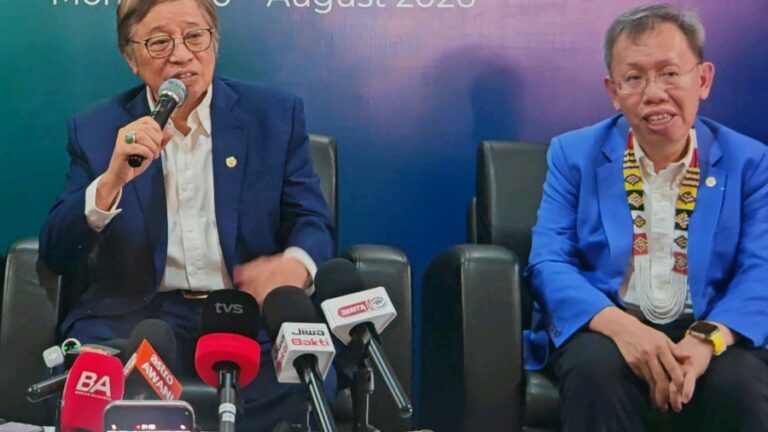 Jerebu: Premier Sarawak minta orang ramai berwaspada, patuhi nasihat pihak berkuasa