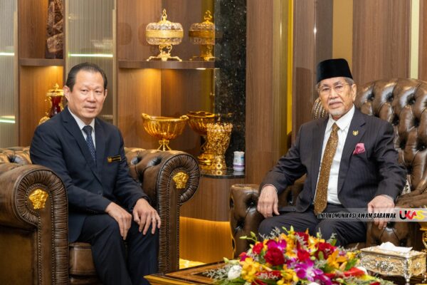 TYT Sarawak terima kunjungan hormat pegawai diplomatik baharu