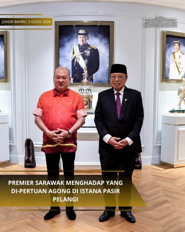 Premier Sarawak menghadap Yang di-Pertuan Agong