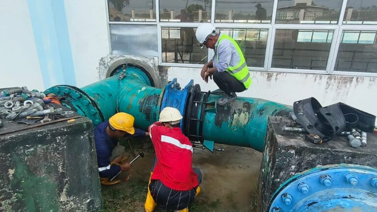 Gangguan bekalan air Sibu, lori tangki air dikerah ke kawasan terjejas