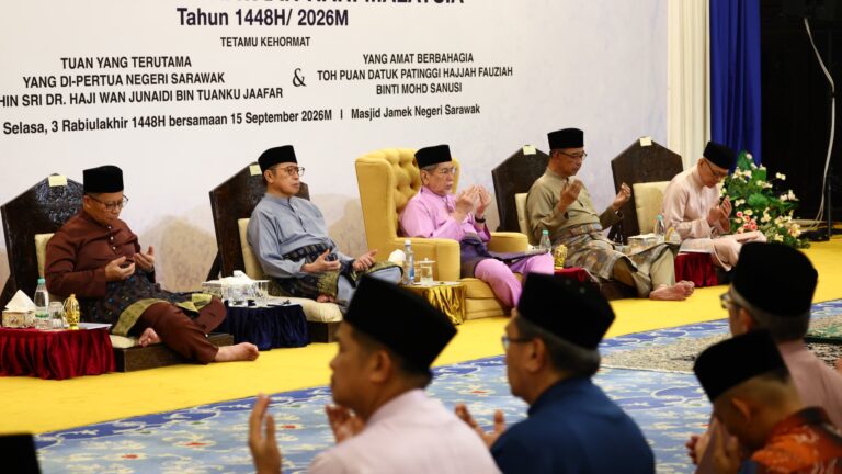 TYT, Premier Sarawak hadiri Majlis Kesyukuran sempena Sambutan Perayaan Hari Malaysia