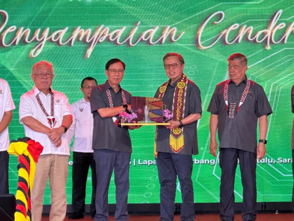 Sarawak sedia RM1 bilion padanan pacu pengeluaran padi