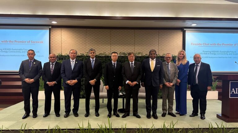 Kerjasama strategik ADB pacu projek pembangunan, industri tenaga Sarawak