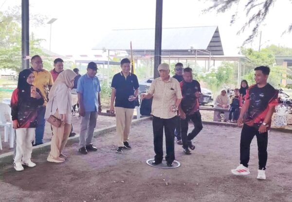 Arena Petanque Pantai Tanjung Kembang dinaik taraf