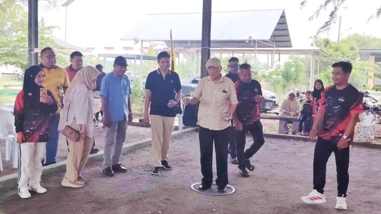 Arena Petanque Pantai Tanjung Kembang dinaik taraf