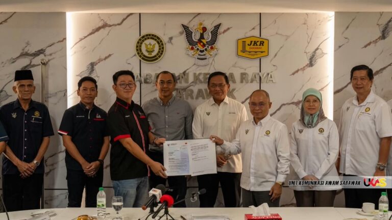 794 lampu LED baharu terangi laluan Petra Jaya–Rambungan
