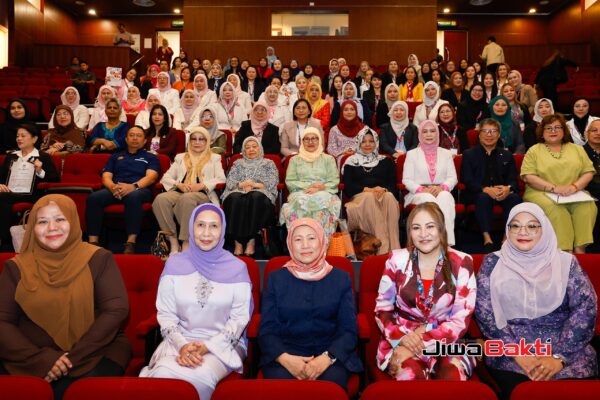 Penyertaan wanita dalam politik boleh capai 60 peratus menjelang 2030
