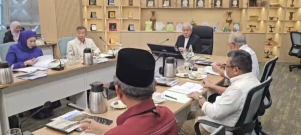 Mesyuarat pertama pengurusan Wisma Melayu Sarawak