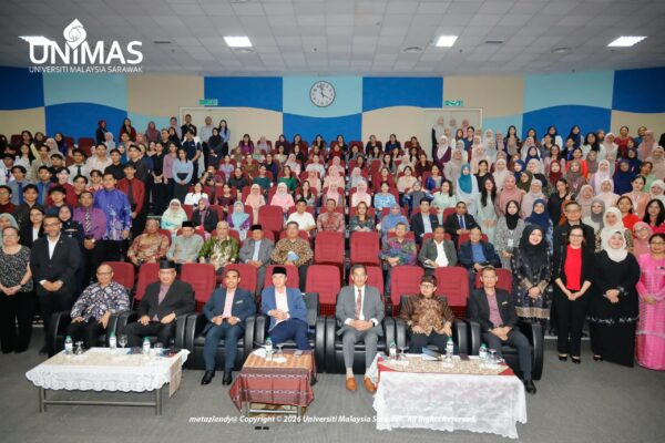 SAKAT 2026 himpun pakar sastera di Kampus UNIMAS
