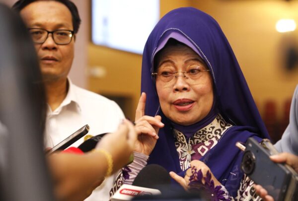 Bantuan bekalan air ke kawasan terjejas – Fatimah
