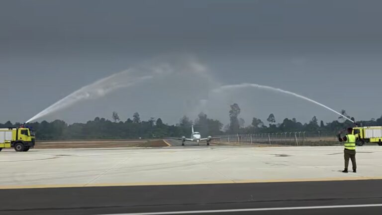STOLport terima pendaratan pertama hari ini
