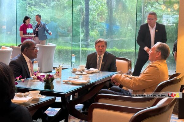 Premier Sarawak mulakan lawatan kerja ke Manila