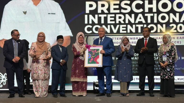 Utamakan keperluan kanak-kanak dalam sistem ECCE