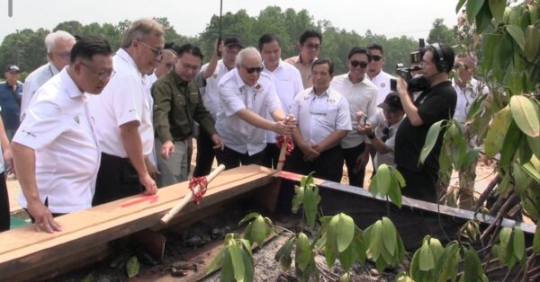 Kayangeran sebagai hutan amenity pertama di Sarawak