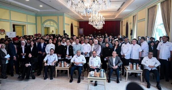 Timbalan Ketua Belia Parti PBB antara tiga anak Sarawak dilantik Felo Perdana