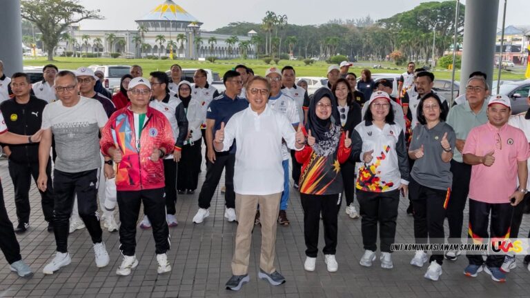Premier Sarawak santuni masyarakat Mukah